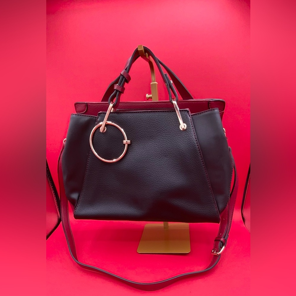 Nikky USA Black & Red Colorblock Satchel w/ Circle Charm – Gently Used